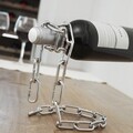 InnovaGoods Floating Chain borosüveg tartó, 14 x 19 x 18 cm, krómozott fém