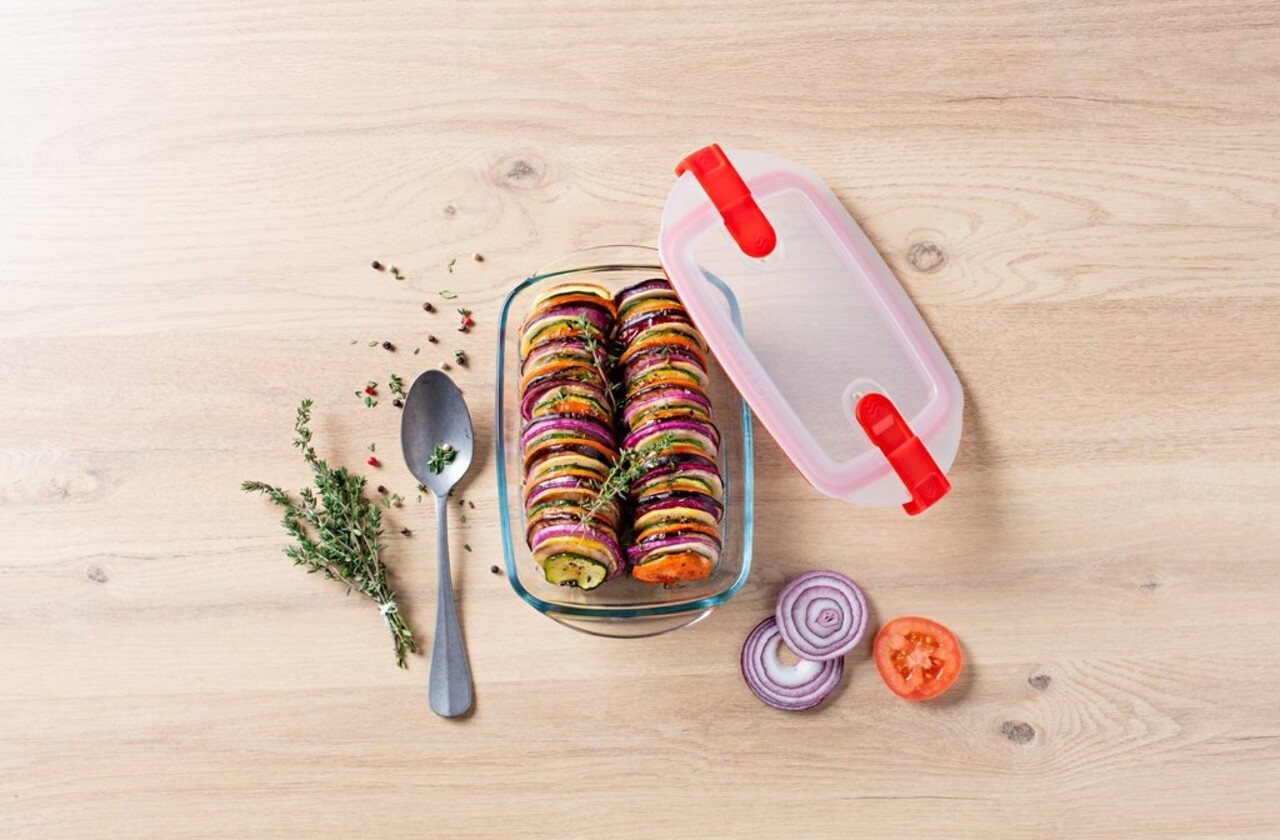 Pyrex Cook & Heat Ételtéroló Fedővel, 1,1 L, Edzett üveg