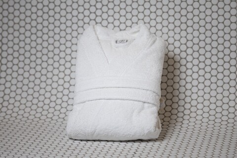 Fürdőköpeny, Boutique Frotir, univerzális méret, 100% dörzsölt pamut Pure Cotton, 400 gr / nm, fehér