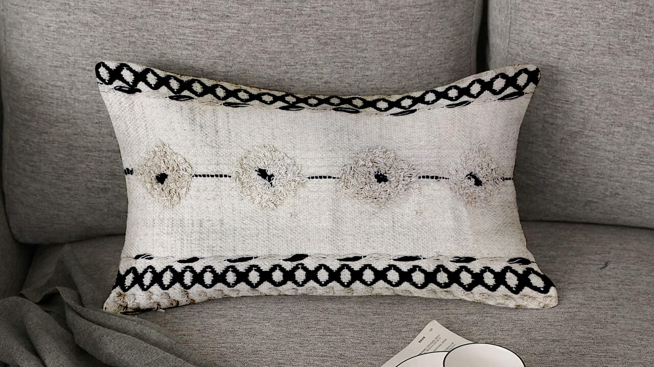 Dekoratív párna Tassel Bedora, 40x60 cm, kézi varrás, 100% pamut