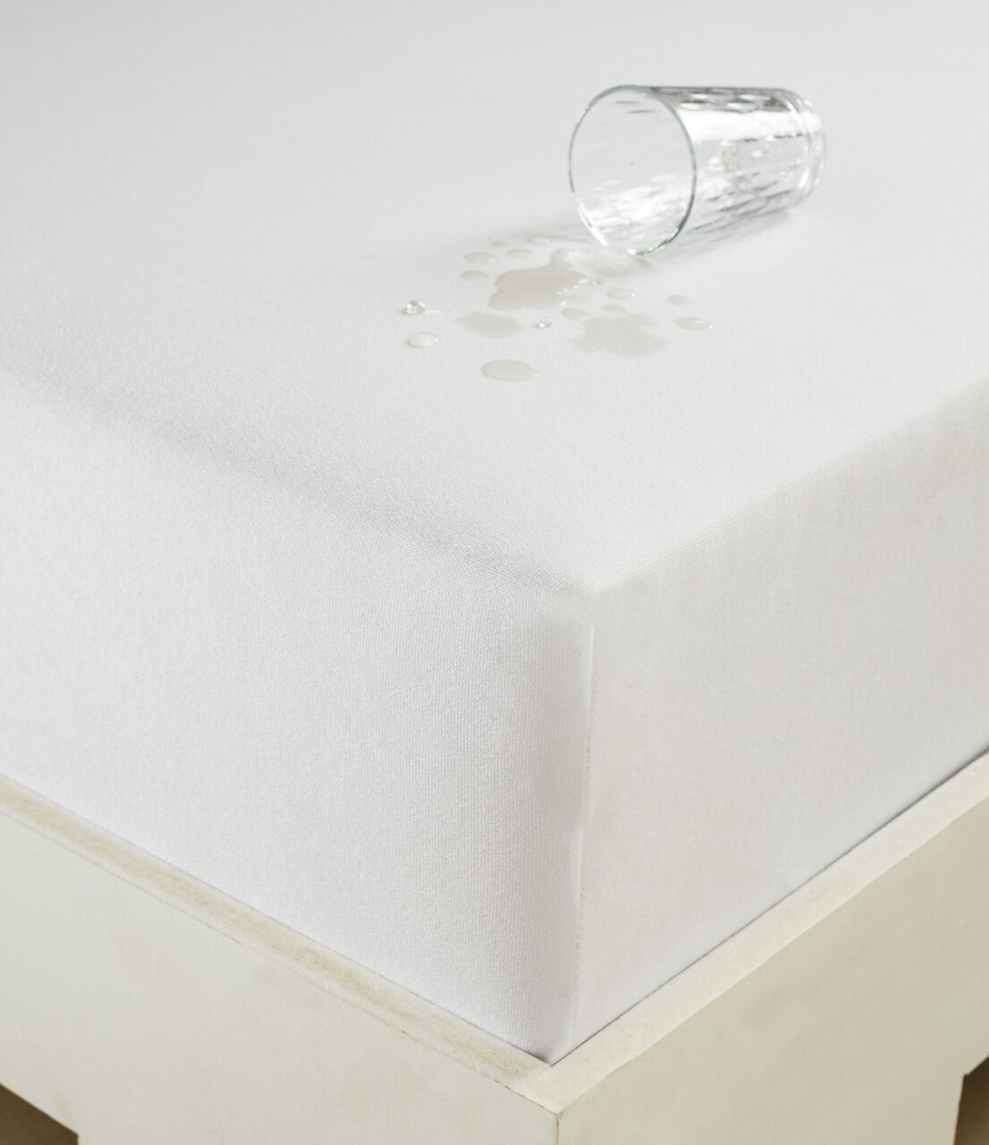 Whitney Vízhatlan matracvédő 160x200 cm, 100% poliészter, fehér