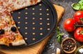 Vanora Pizza tálca, Ø26 cm, szénacél, fekete