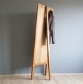 Cheval A42 padló tükör, Neostill, 55 x 3,2 x 170 cm, tömörfa, dió