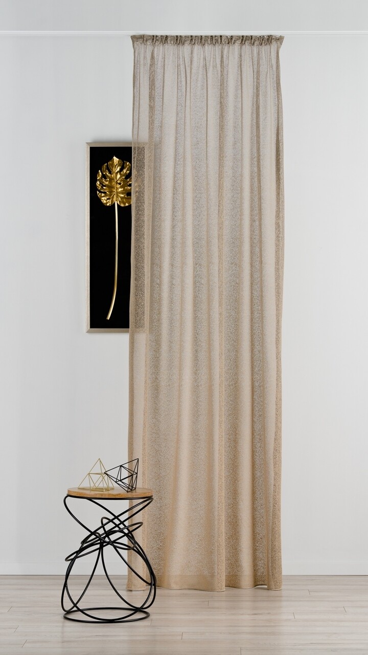Bézs-aranyszínű átlátszó függöny 140x245 cm Carmine – Mendola Fabrics