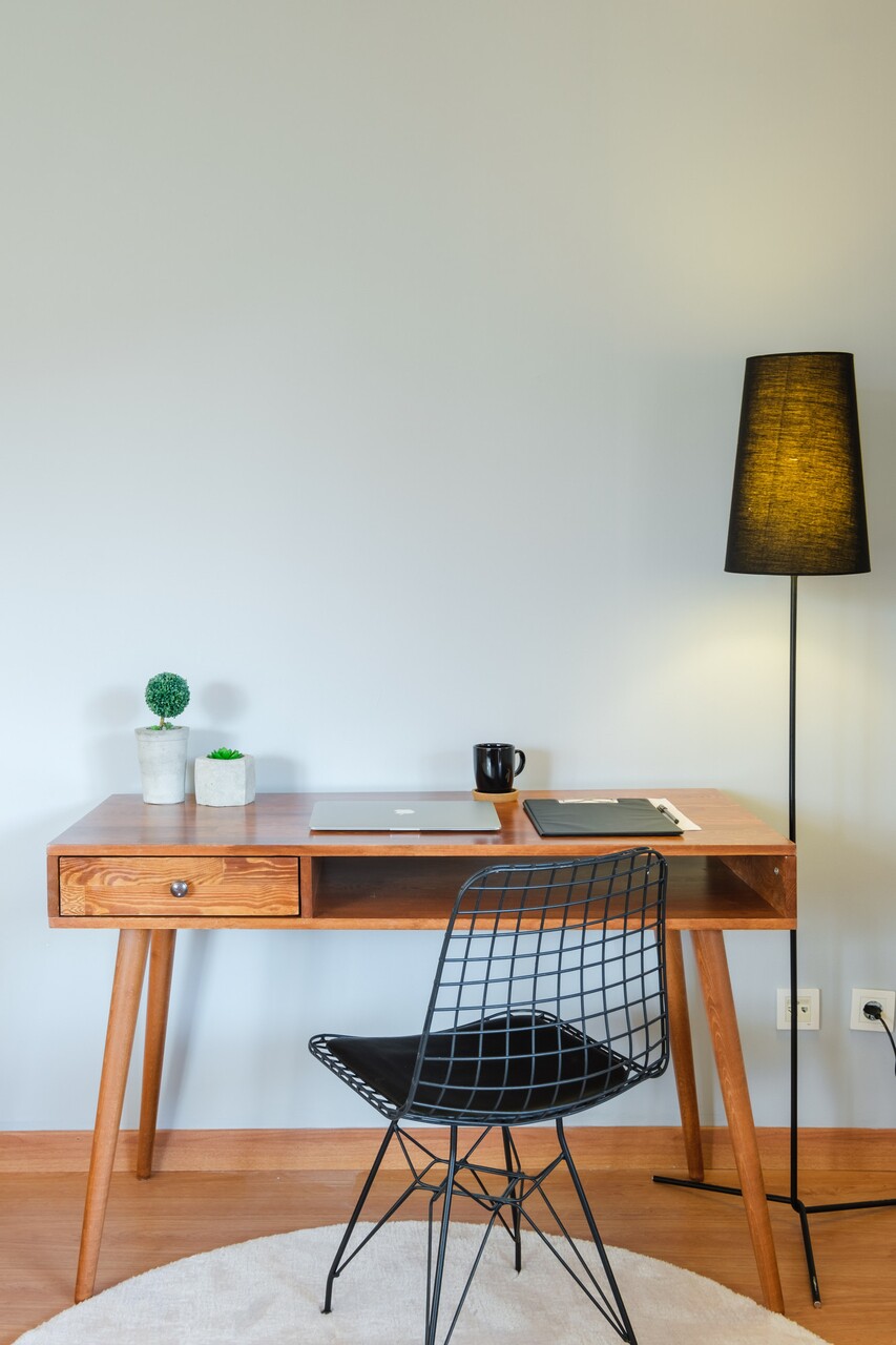 Bell íróasztal, dekzy, 110x76x59 cm, erdeifenyő, barna